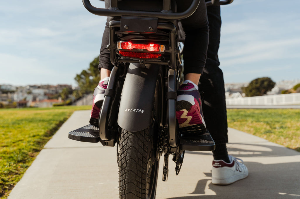 Aventon Abound LR Longtail Cargo E-Bike