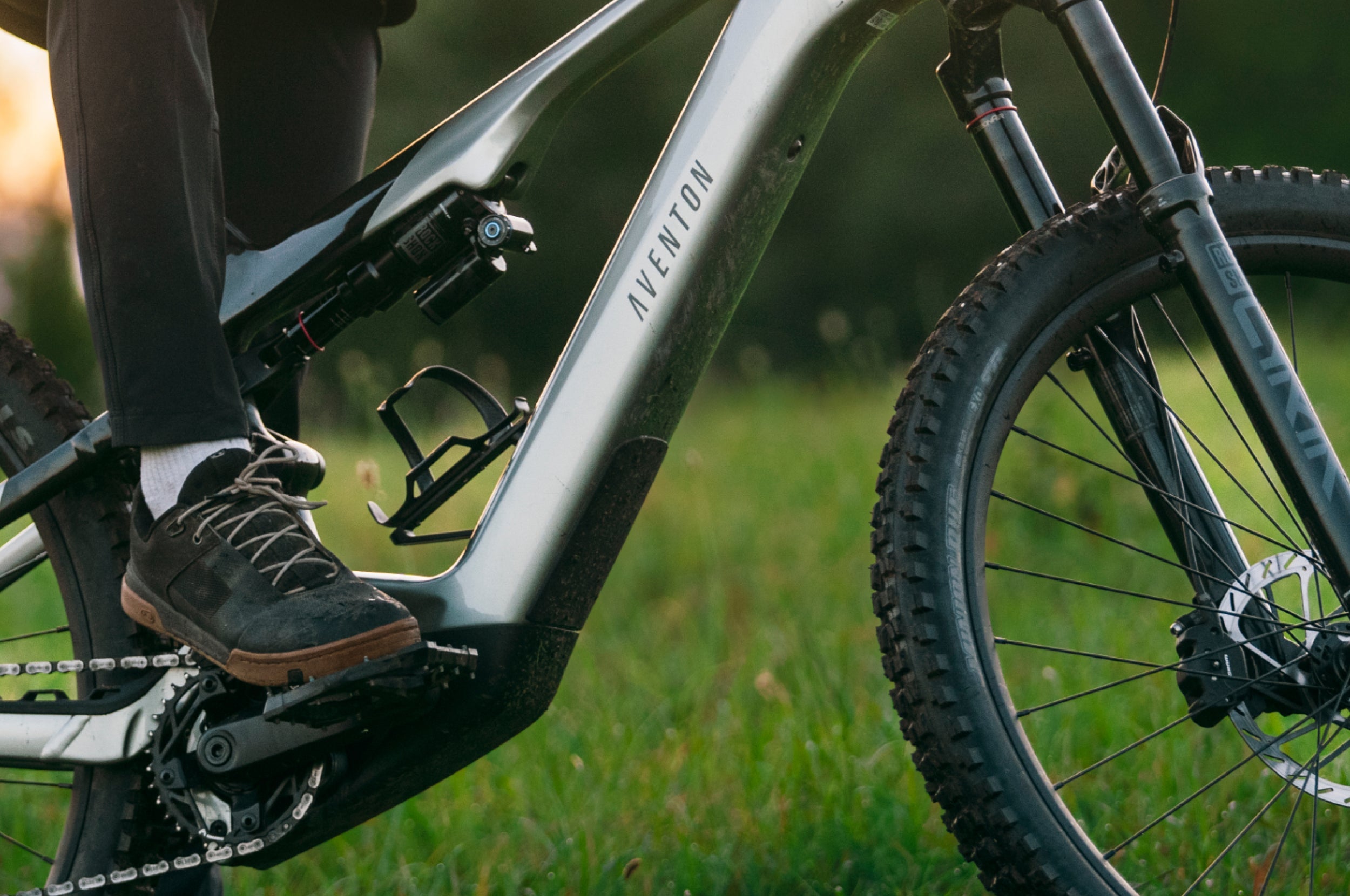 Aventon Current EXP Full-Suspension Electric Mountain Bike